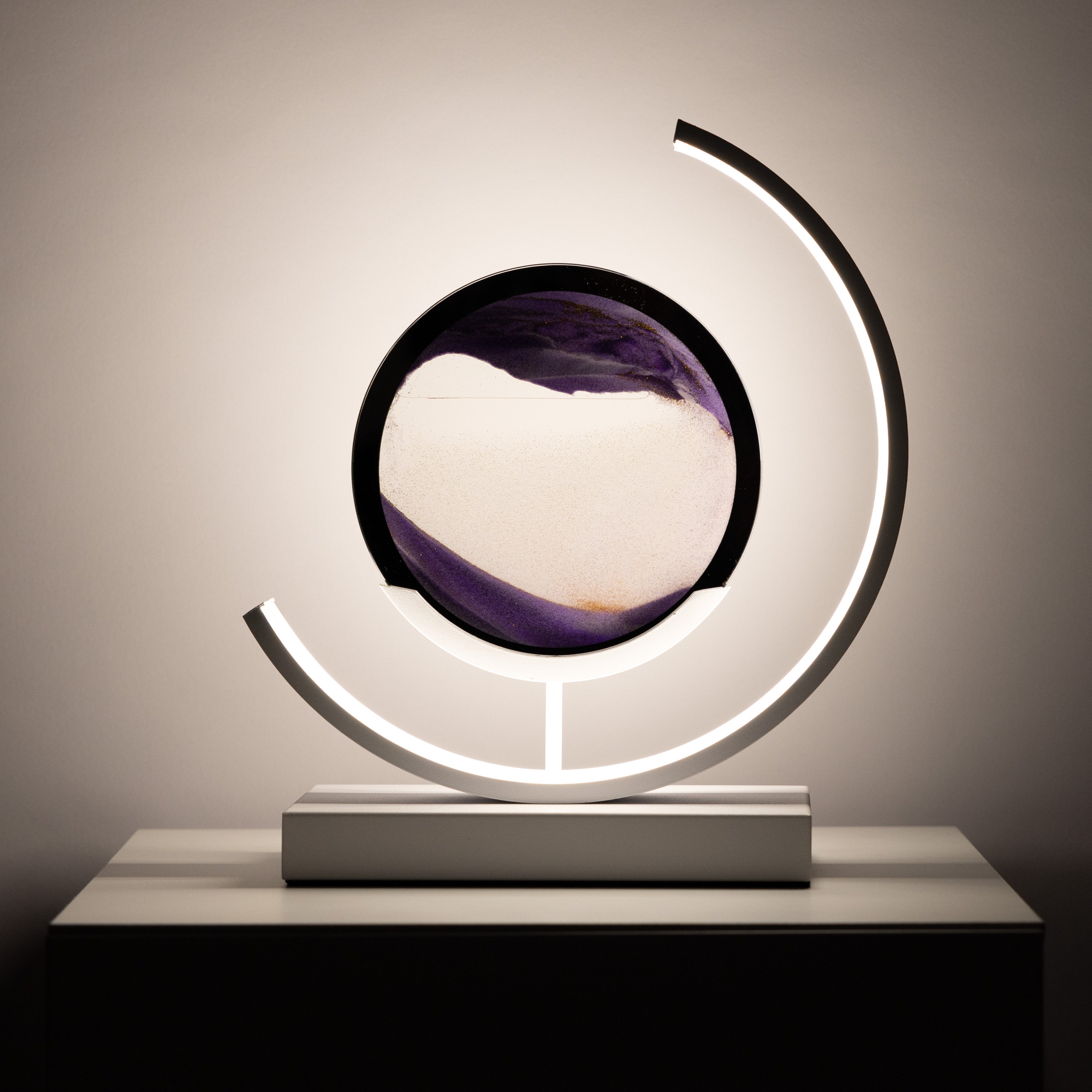 Minimalistische LED tafellamp met zandkunst | stijlvol en tijdloos design - Afbeelding 16