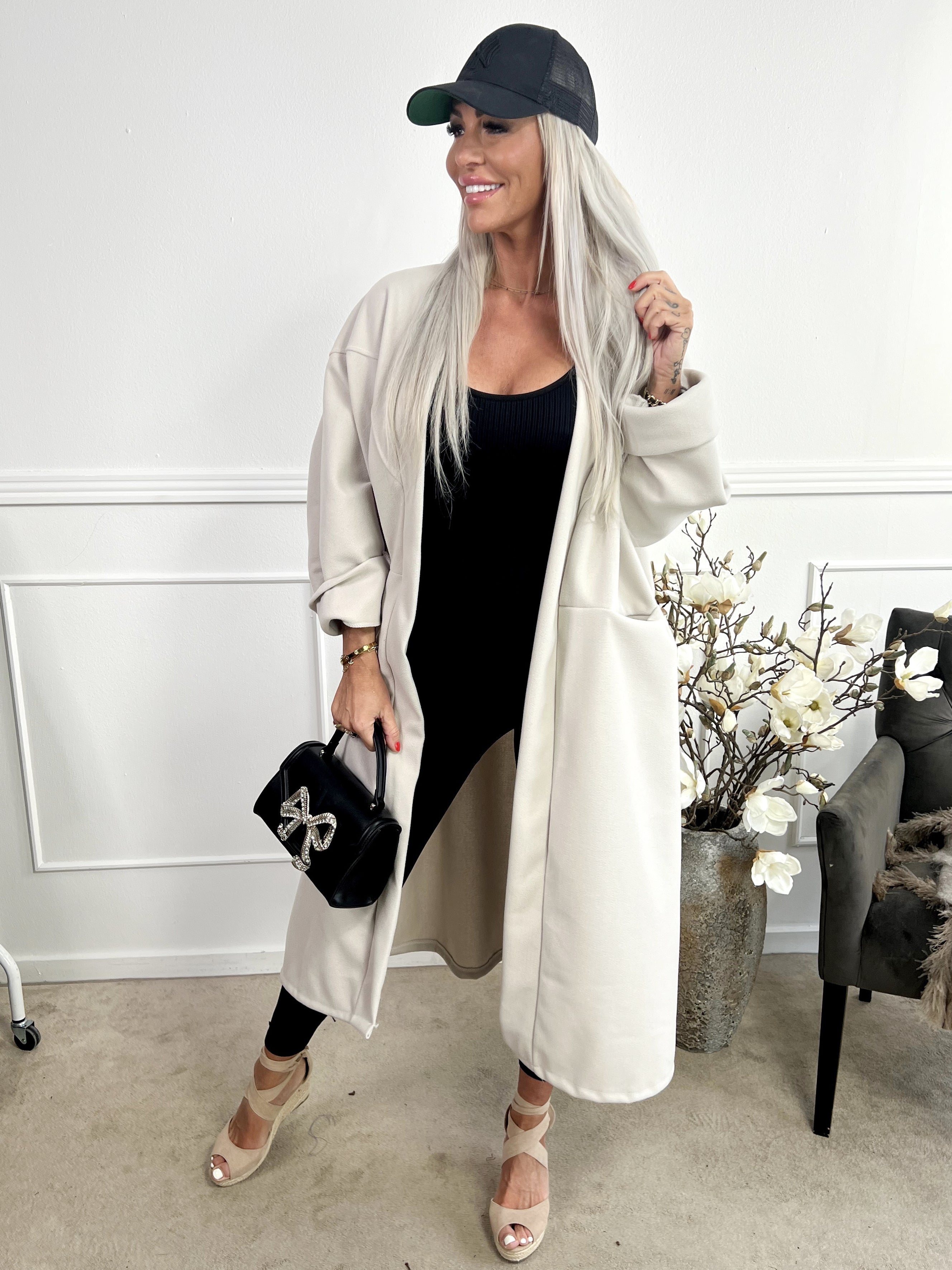 Annah oversized jas – stijlvol en comfortabel - Afbeelding 4